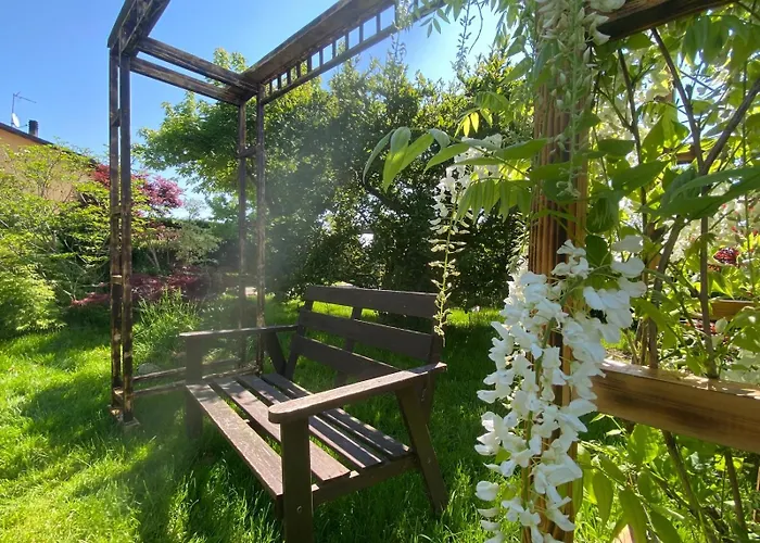 Orto Del Pettirosso * Front